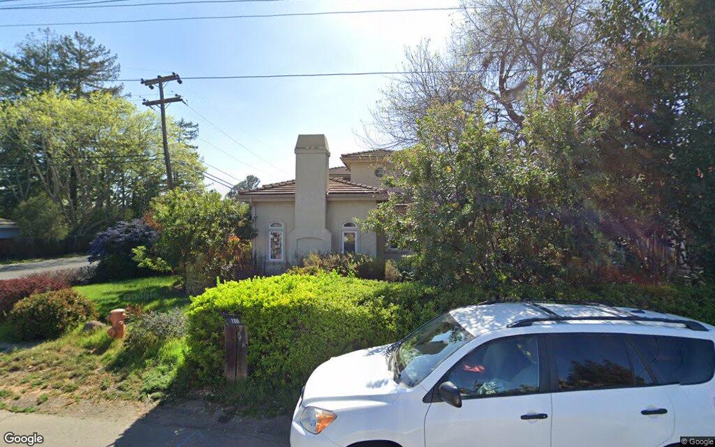 186 Monroe Drive - Google Street View